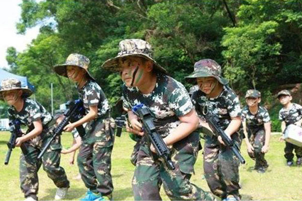 北京雛鷹軍事夏令營