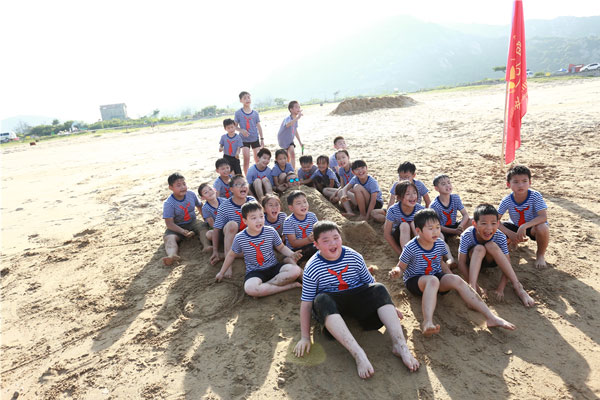 學生去青島夏令營七日游應該多少錢