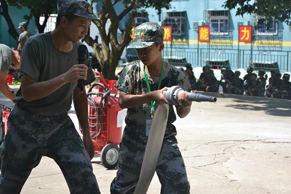 30天軍事夏令營多少錢