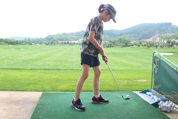 青少年高爾夫夏令營