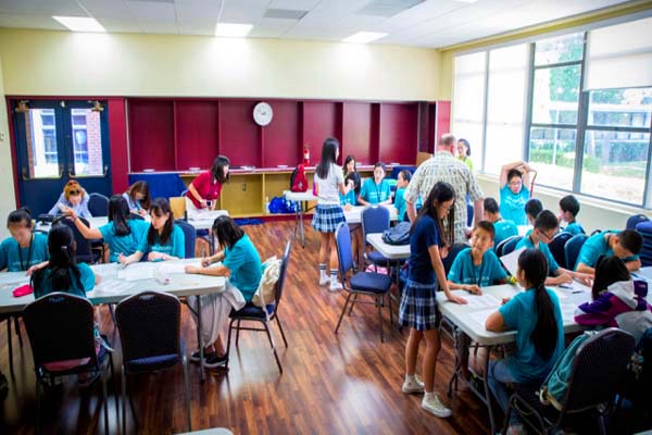 夏令營一個月多少錢