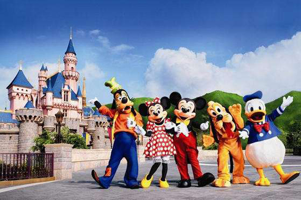 上海迪士尼夏令營大概多少錢